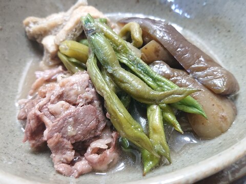 三度豆と茄子と牛肉の煮物